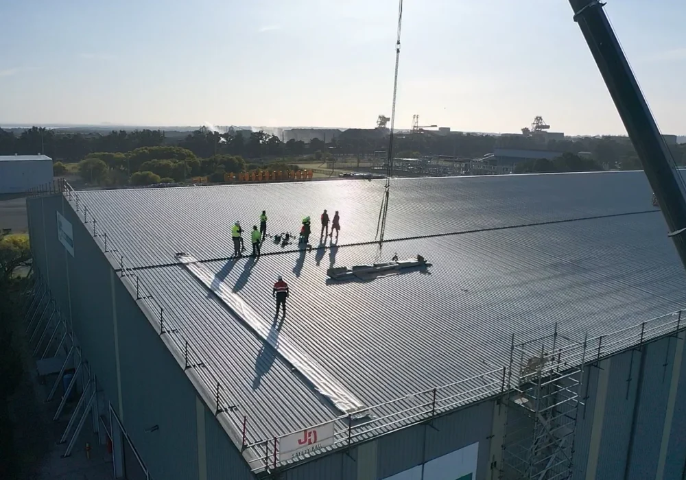 EMERGENCY ROOF REPAIR